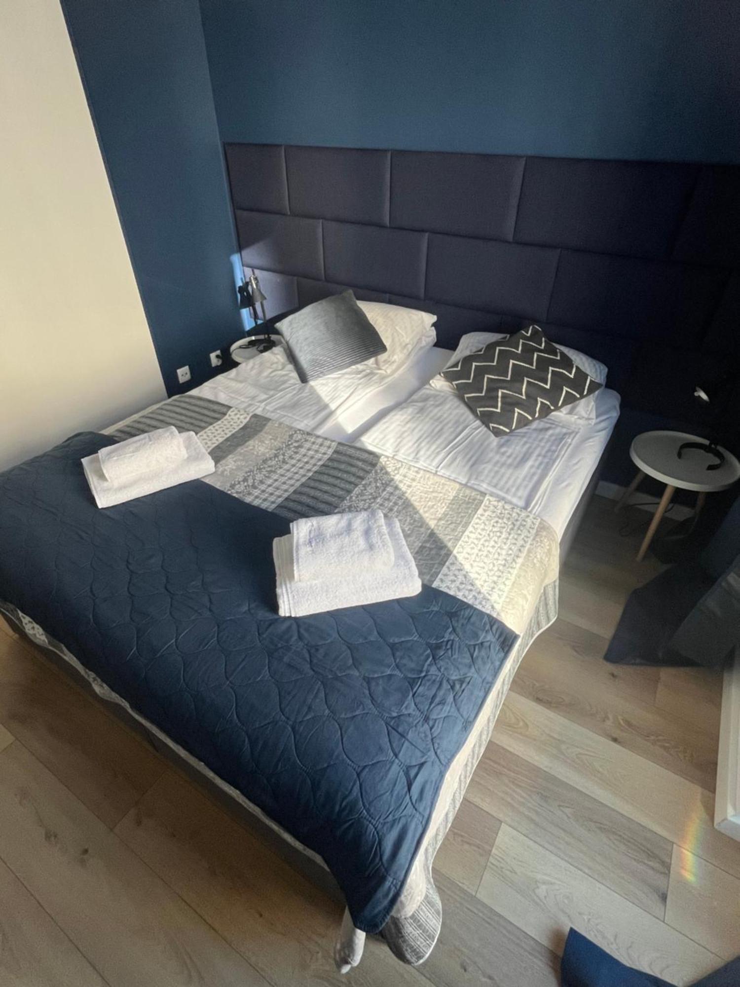 Apartament Al-dom Kniewskiego 11 *